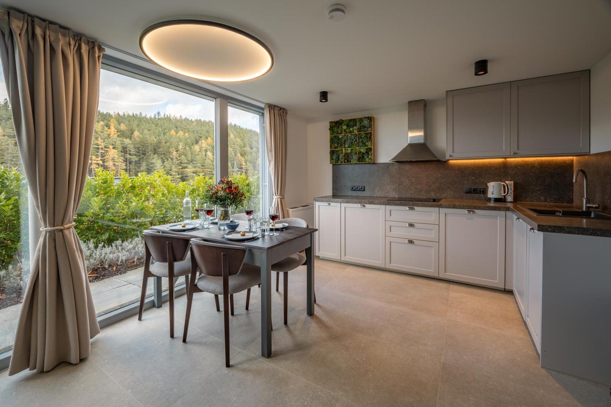 Apartment Landkind Sistrans Luaran gambar