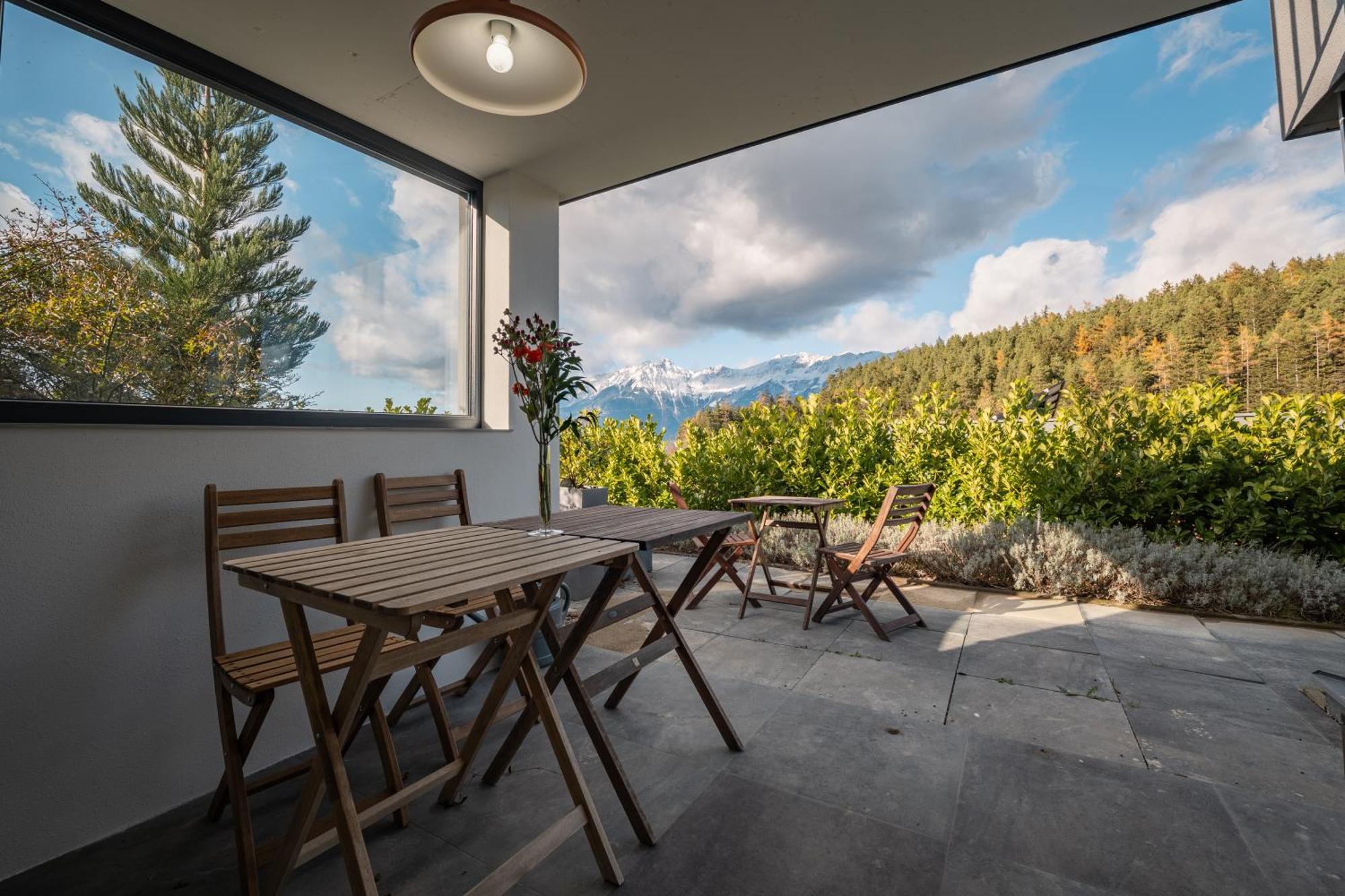Apartment Landkind Sistrans Luaran gambar