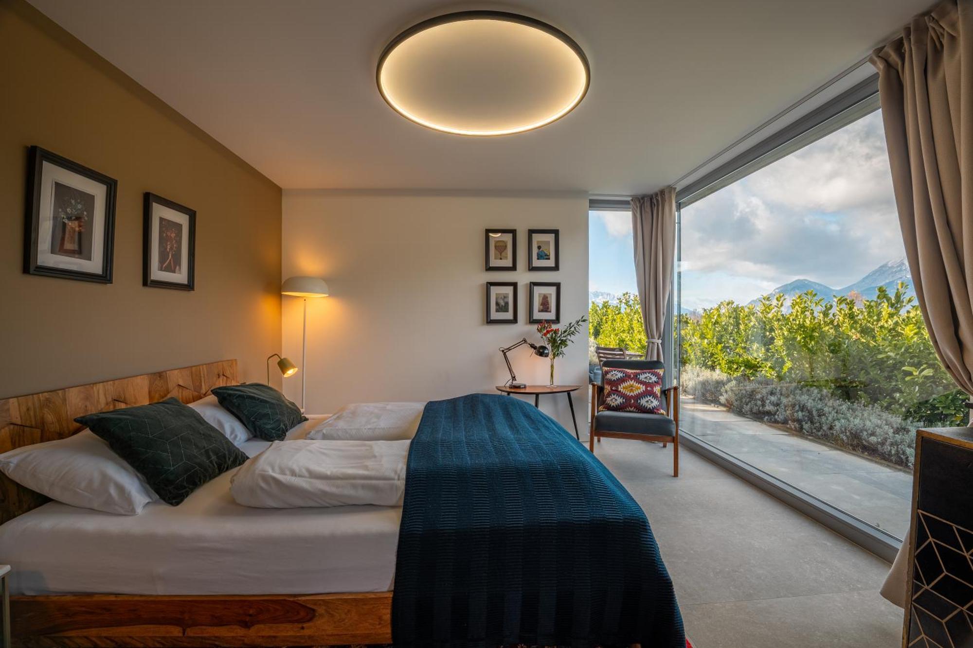 Apartment Landkind Sistrans Luaran gambar